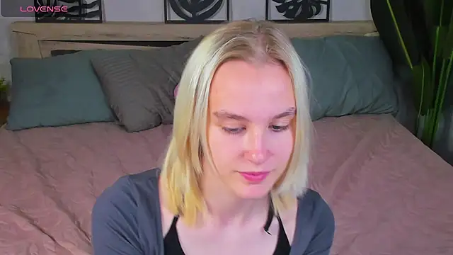 Carolin Miller online show from 09-25-25, 08:40