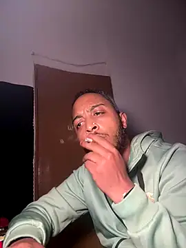 Minidemonkush online show from 12-21-25, 03:24