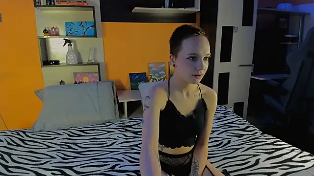 Snapshot of SammySccott chatting on 01-18-26, 06:17 SammySccott online show from 01-18-26, 06:17