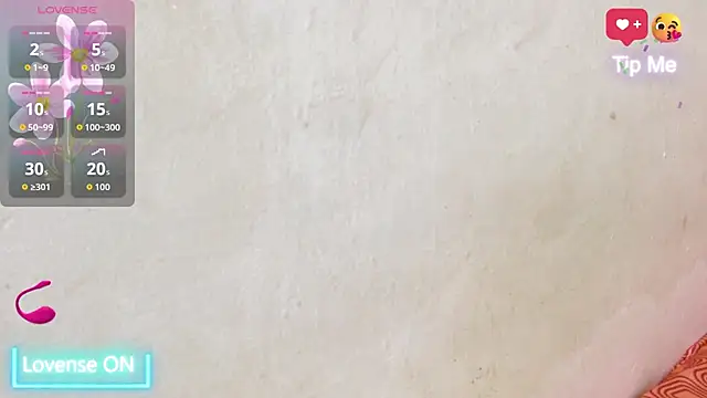 Snapshot of naomi_powel chatting on 10-08-25, 03:09 naomi powel online show from 10-08-25, 03:09