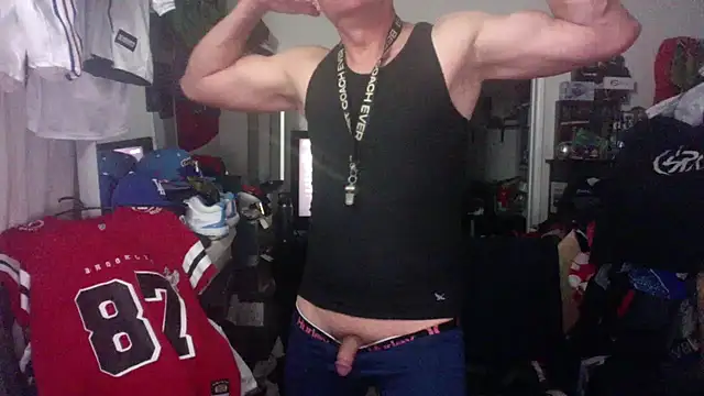 Snapshot of DILFJockDad87 chatting on 10-13-25, 12:49 DILFJockDad87 online show from 10-13-25, 12:49