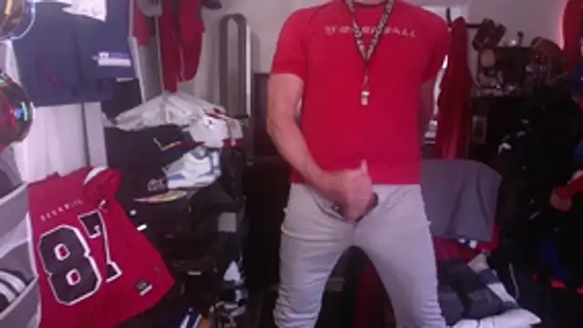 Snapshot of DILFJockDad87 chatting on 02-15-26, 11:23 DILFJockDad87 online show from 02-15-26, 11:23