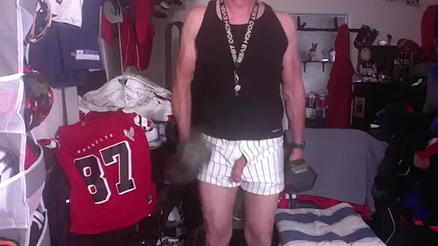 Snapshot of DILFJockDad87 chatting on 02-16-26, 10:06 DILFJockDad87 online show from 02-16-26, 10:06