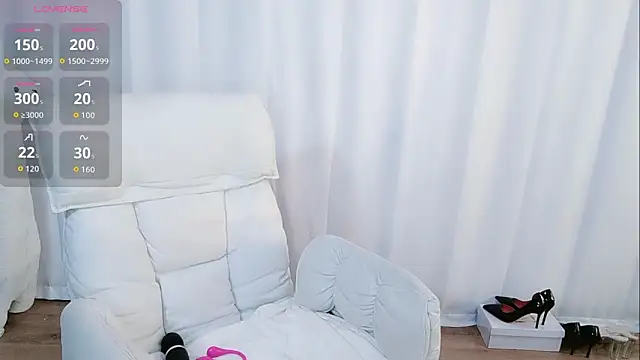 Ailsa-Baby online show from 11-15-25, 01:36