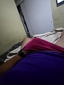 hotcower online show from 04-18-26, 02:15