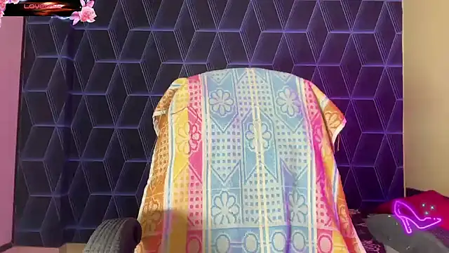 Snapshot of _Mehak__ chatting on 11-20-25, 03:34 Mehak online show from 11-20-25, 03:34