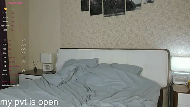 Snapshot of Anna_mileer chatting on 09-13-25, 01:05 Anna mileer online show from 09-13-25, 01:05