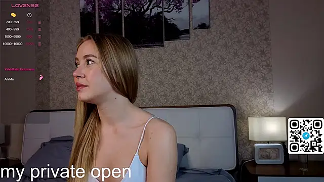 Snapshot of Anna_mileer chatting on 12-01-25, 01:21 Anna mileer online show from 12-01-25, 01:21