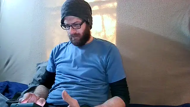 ChristopherMeade online show from 12-19-25, 05:20