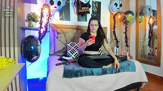 Snapshot of _samanthaa_foxx chatting on 10-09-25, 10:46 samanthaa foxx online show from 10-09-25, 10:46