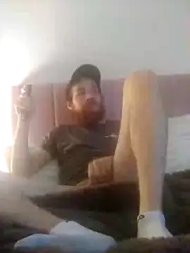 Skater1287 online show from 10-12-25, 04:44