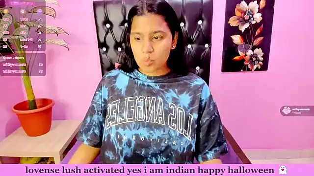 Snapshot of INDIANFLAME chatting on 11-17-25, 07:03 INDIANFLAME online show from 11-17-25, 07:03