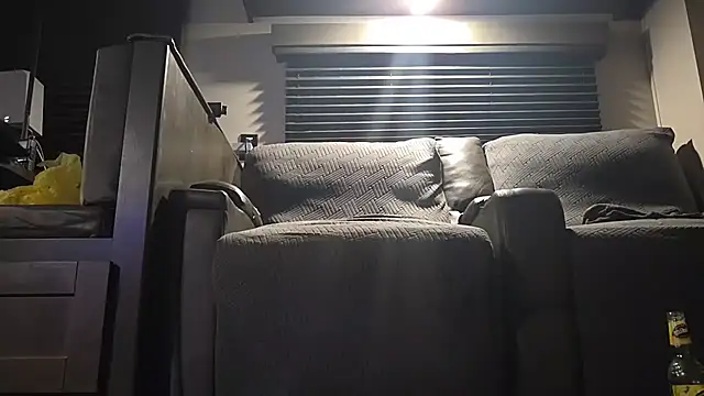 Snapshot of Cobra500hp@xh chatting on 11-16-25, 01:11 Cobra500hpxh online show from 11-16-25, 01:11