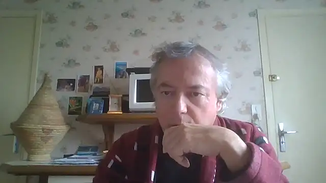 Snapshot of gegevincent chatting on 02-01-26, 02:59 gegevincent online show from 02-01-26, 02:59