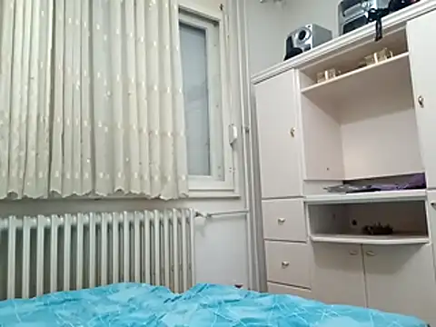 Snapshot of milf44milf chatting on 02-14-26, 05:15 milf44milf online show from 02-14-26, 05:15