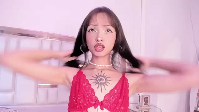 MaddieStark online show from 11-03-25, 04:52