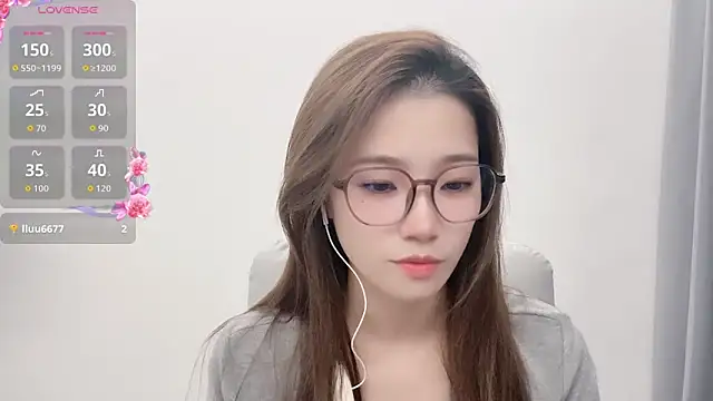 yuyu 77 online show from 10-26-25, 04:02