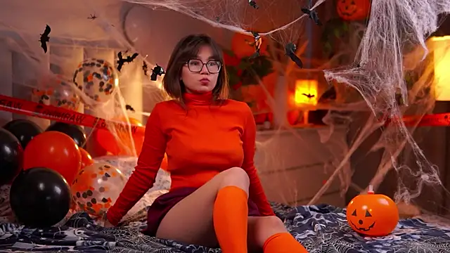 Julia PR0 online show from 10-30-25, 11:00