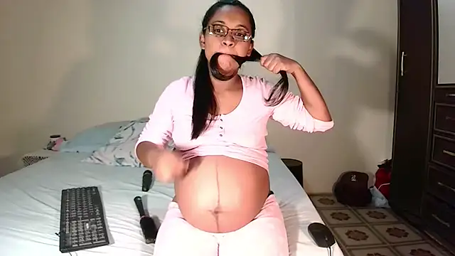 indiansweetflava online show from 04-21-26, 04:41