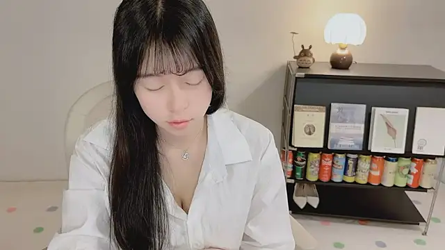 Onechestnut online show from 05-21-26, 05:25