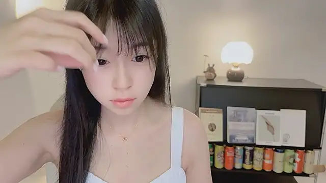 Onechestnut online show from 06-01-26, 02:35