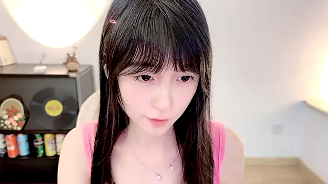 Onechestnut online show from 07-14-26, 12:22