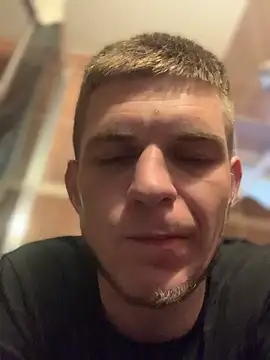 Snapshot of macho1347 chatting on 10-15-25, 10:37 macho1347 online show from 10-15-25, 10:37