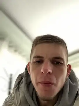 Snapshot of macho1347 chatting on 10-28-25, 10:52 macho1347 online show from 10-28-25, 10:52