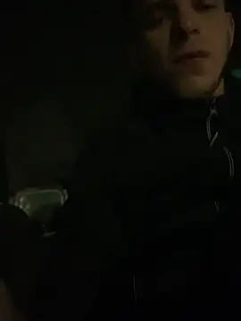 Snapshot of macho1347 chatting on 10-31-25, 05:36 macho1347 online show from 10-31-25, 05:36