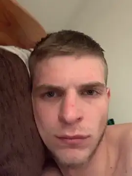 Snapshot of macho1347 chatting on 11-30-25, 07:34 macho1347 online show from 11-30-25, 07:34