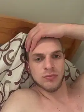 Snapshot of macho1347 chatting on 12-04-25, 09:51 macho1347 online show from 12-04-25, 09:51