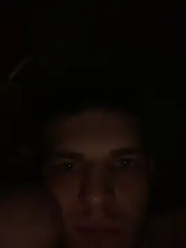 Snapshot of macho1347 chatting on 12-05-25, 06:33 macho1347 online show from 12-05-25, 06:33