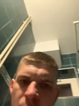 Snapshot of macho1347 chatting on 12-15-25, 04:50 macho1347 online show from 12-15-25, 04:50