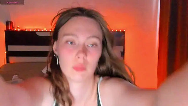 Snapshot of LolaMeddisson chatting on 07-22-26, 01:52 LolaMeddisson online show from 07-22-26, 01:52