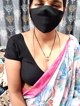 Snapshot of Lalitha-1995 chatting on 06-08-26, 08:04 Lalitha-1995 online show from 06-08-26, 08:04