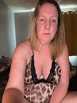 X-Victoria-X online show from 05-19-26, 10:54