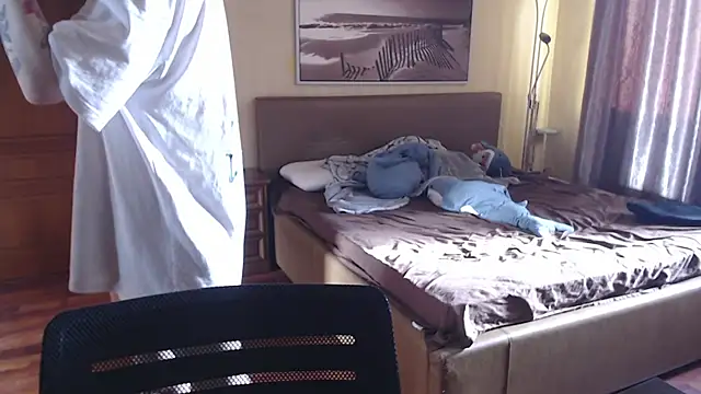 Snapshot of enchanting_chloe chatting on 11-16-25, 08:53 enchanting chloe online show from 11-16-25, 08:53