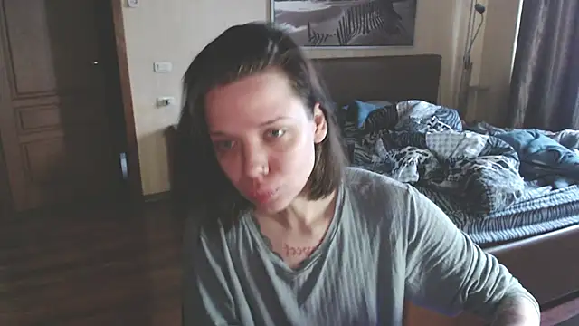 Snapshot of enchanting_chloe chatting on 11-21-25, 10:14 enchanting chloe online show from 11-21-25, 10:14