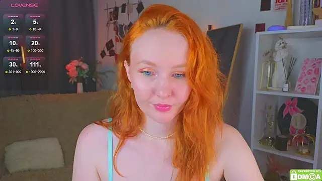 Snapshot of JoyceJones chatting on 11-29-25, 08:12 JoyceJones online show from 11-29-25, 08:12