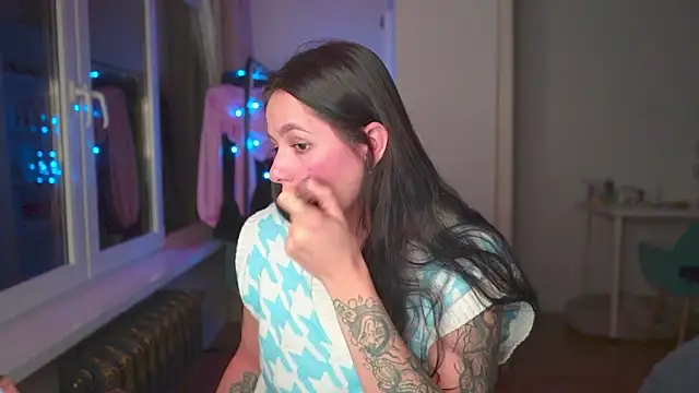 EwelynScott online show from 11-03-25, 07:15