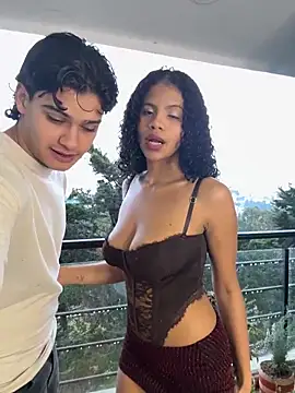 Snapshot of Rose-andres chatting on 03-12-26, 10:49 Rose-andres online show from 03-12-26, 10:49