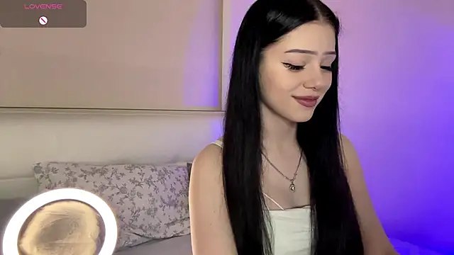 KateHardcastle online show from 11-02-25, 03:25