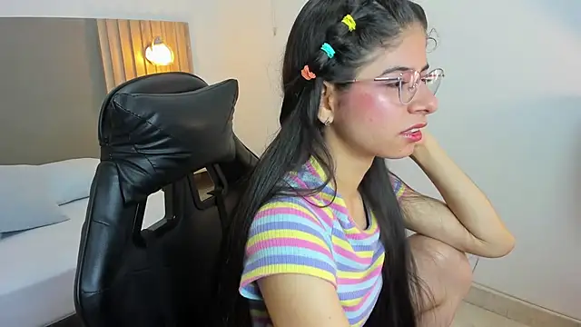 carlina 15 online show from 10-01-25, 12:22