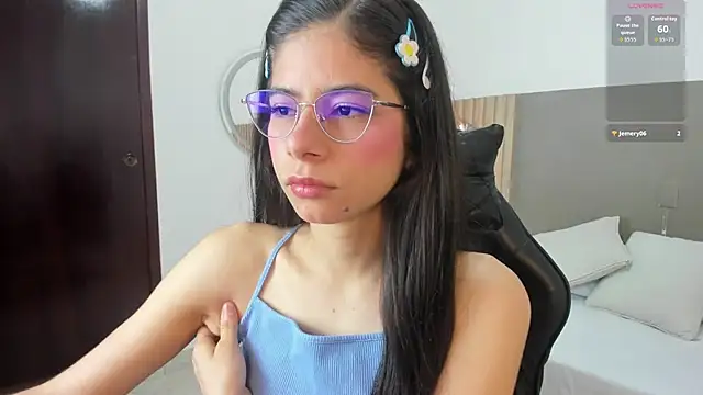 carlina 15 online show from 04-05-26, 12:35