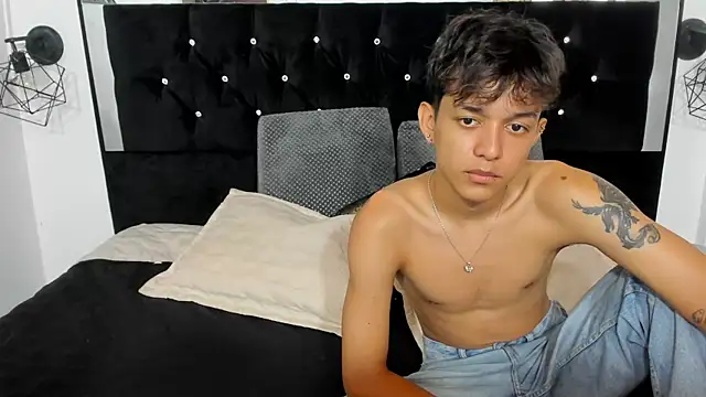 Sebas cat online show from 11-03-25, 07:59