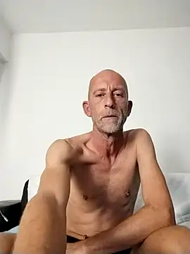 Snapshot of we_are_fucking_serious chatting on 10-18-25, 10:21 we are fucking serious online show from 10-18-25, 10:21