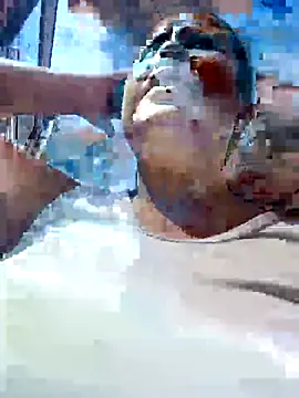 Snapshot of You-sexy-starr chatting on 12-19-25, 06:15 You-sexy-starr online show from 12-19-25, 06:15