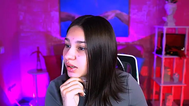 KimClarks  online show from 10-13-25, 08:25