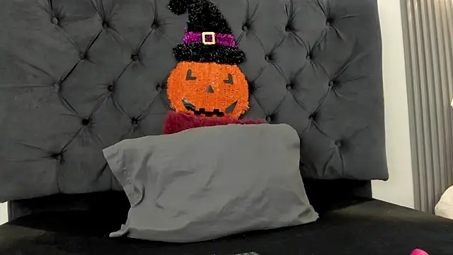 Sofia Seduccion online show from 10-23-25, 12:04