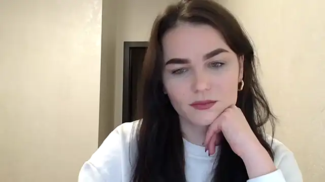 Snapshot of Silviaa_a chatting on 01-14-26, 08:36 Silviaa a online show from 01-14-26, 08:36